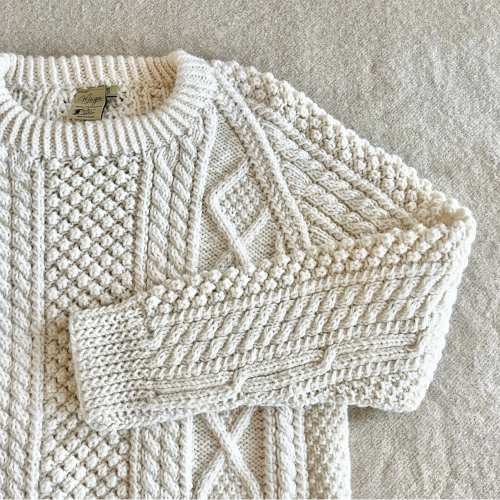 Cozy Cream Cable Knit Sweater 100% Wool - Small